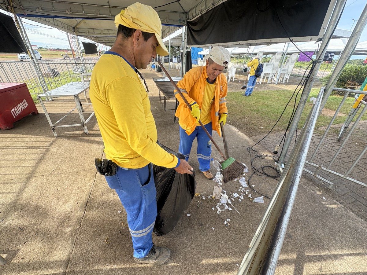 Prefeitura realiza limpeza no Espaço Alternativo após evento