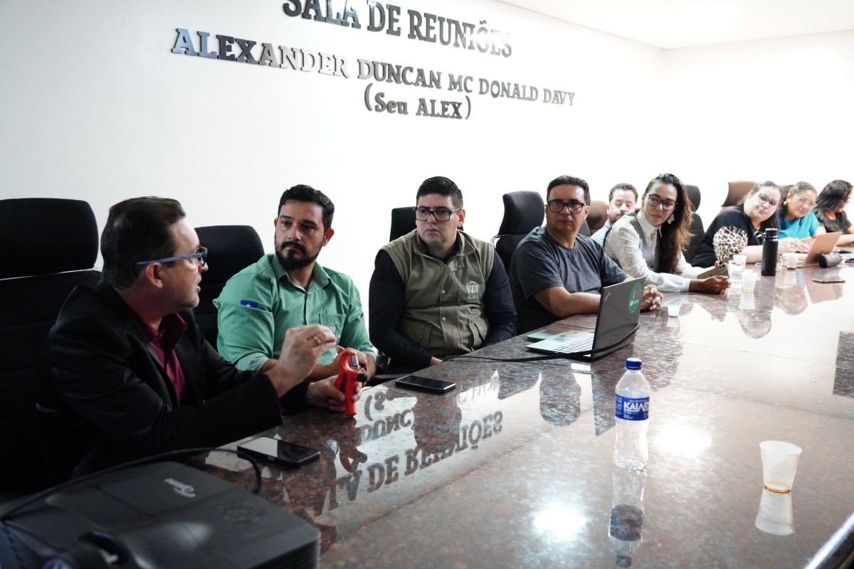 APOIO - Comitê debate políticas para pessoas em situação de rua em Porto Velho
