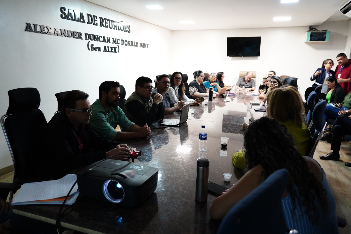APOIO - Comitê debate políticas para pessoas em situação de rua em Porto Velho