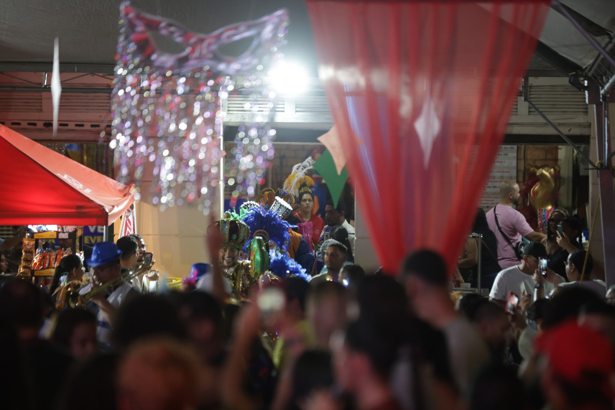 BÉRA FOLIA - Baile municipal abre Carnaval 2026 em Porto Velho